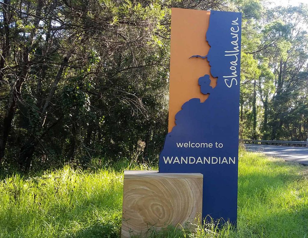 Welcome to Wandandian sign